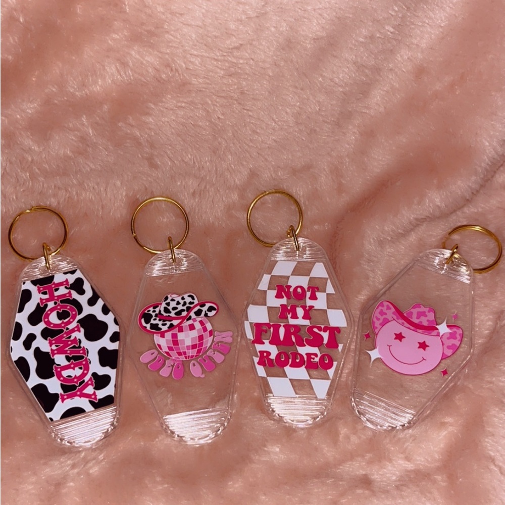 Pink Smiley Cowboy Keychain - Picture 2 of 2